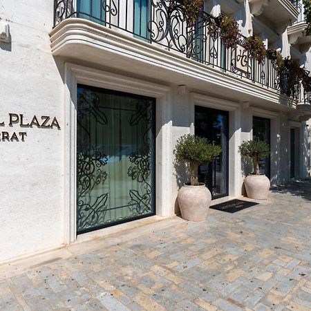 Hotel Plaza Berat Buitenkant foto