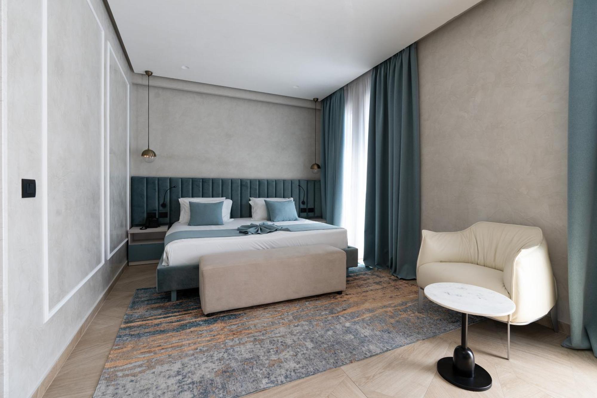 Hotel Plaza Berat Buitenkant foto